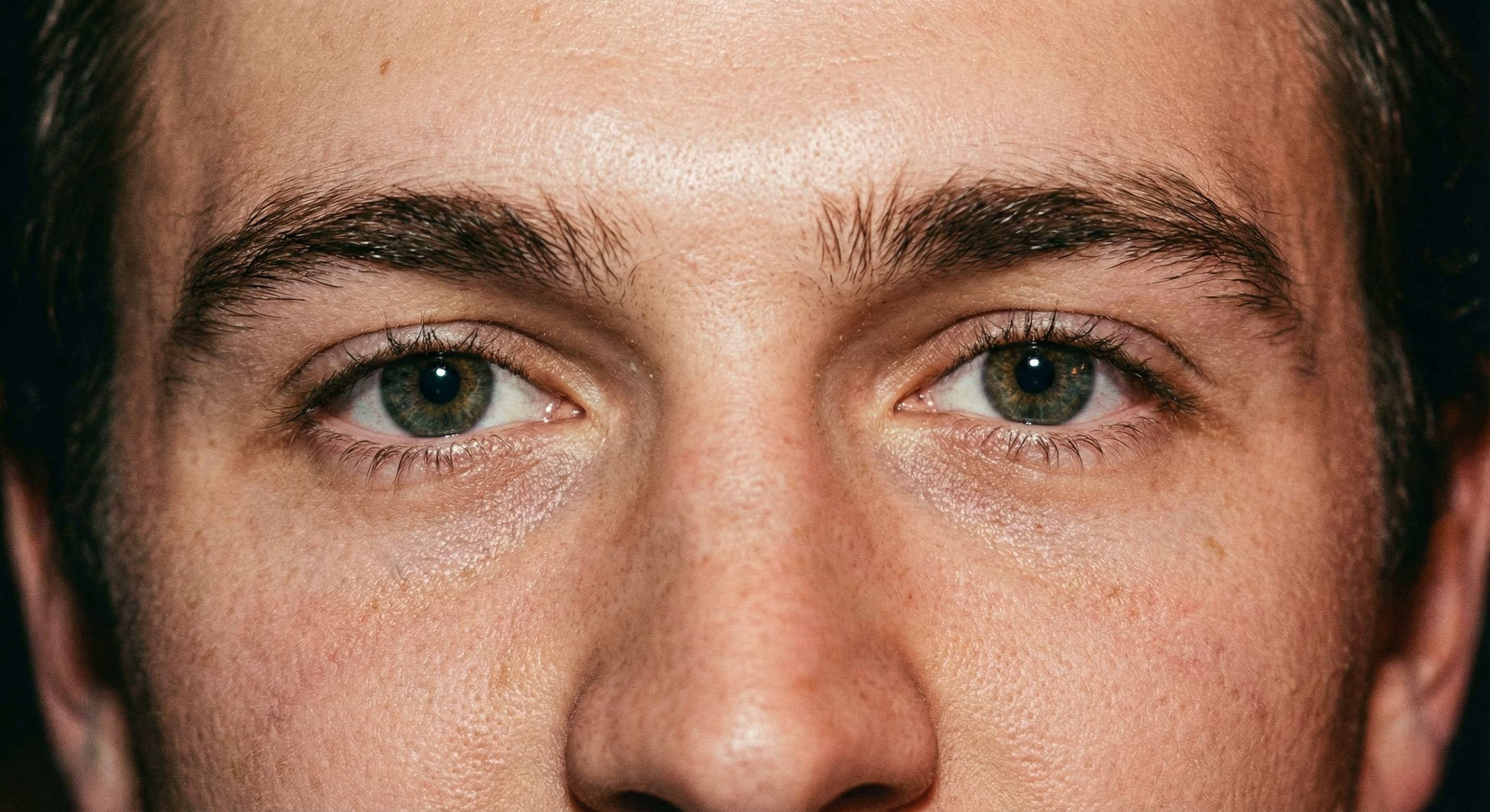 Close detail comparison illustrating a larger upscaled image
