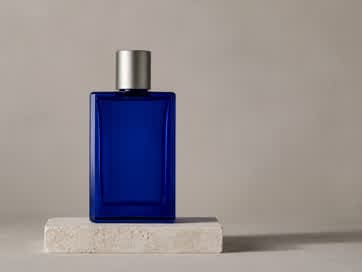 Heavily compressed 362×272 product photo before upscaling